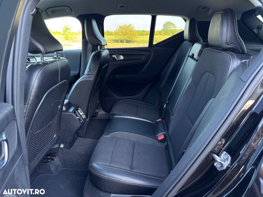 Volvo XC 40 D4 AWD Geartronic - 8