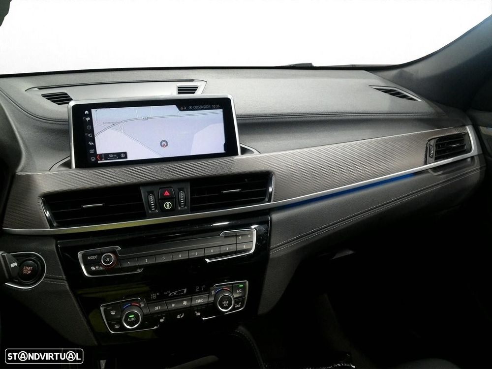 Volvo XC 40 Recharge Core - 20