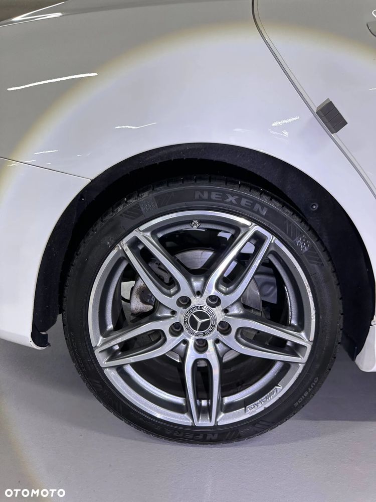 Mercedes-Benz CLA - 11