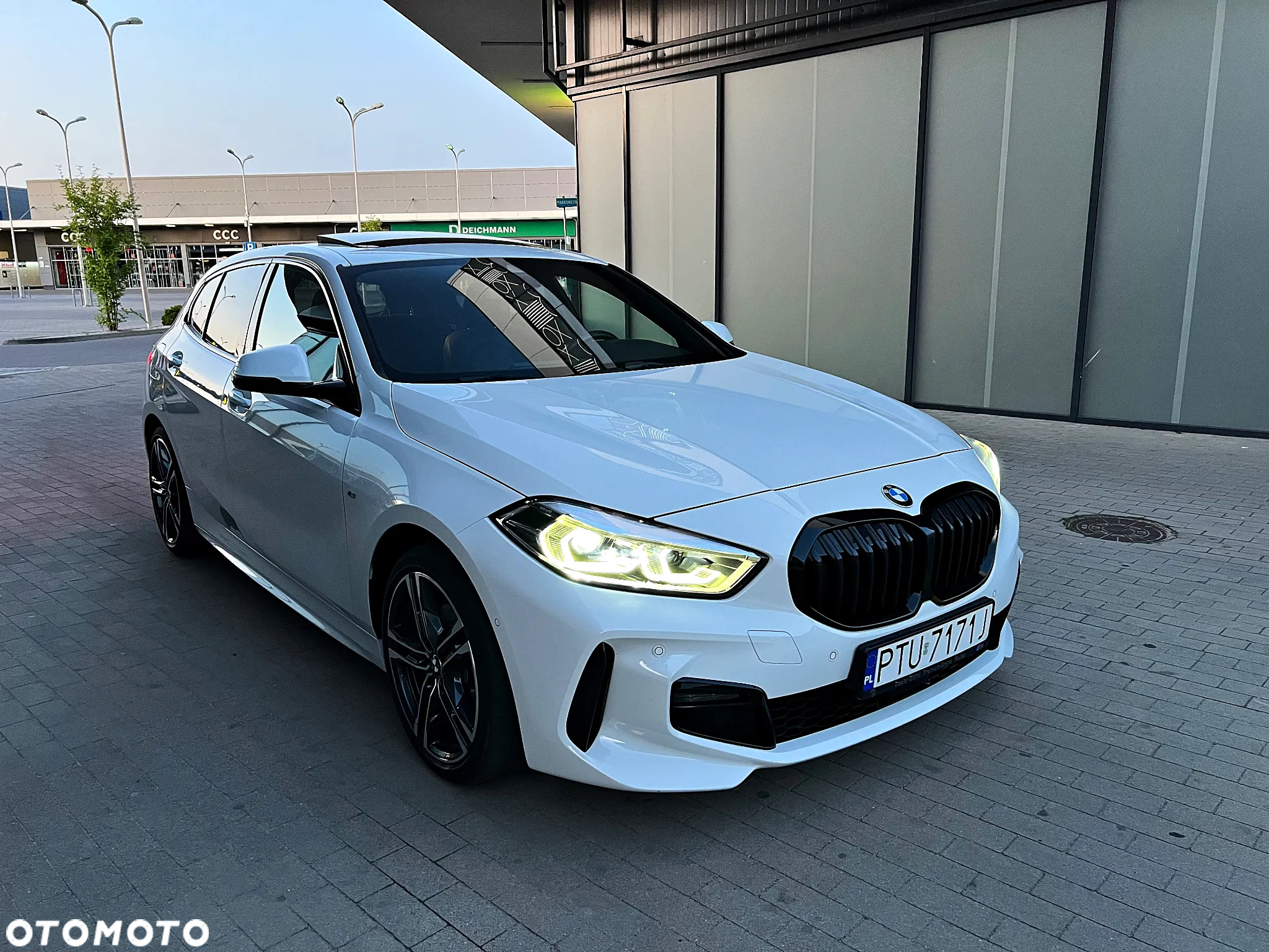BMW Seria 1 118d M Sport Shadow - 34