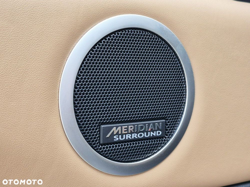 Land Rover Discovery 3.0 D300 mHEV R-Dynamic HSE - 39