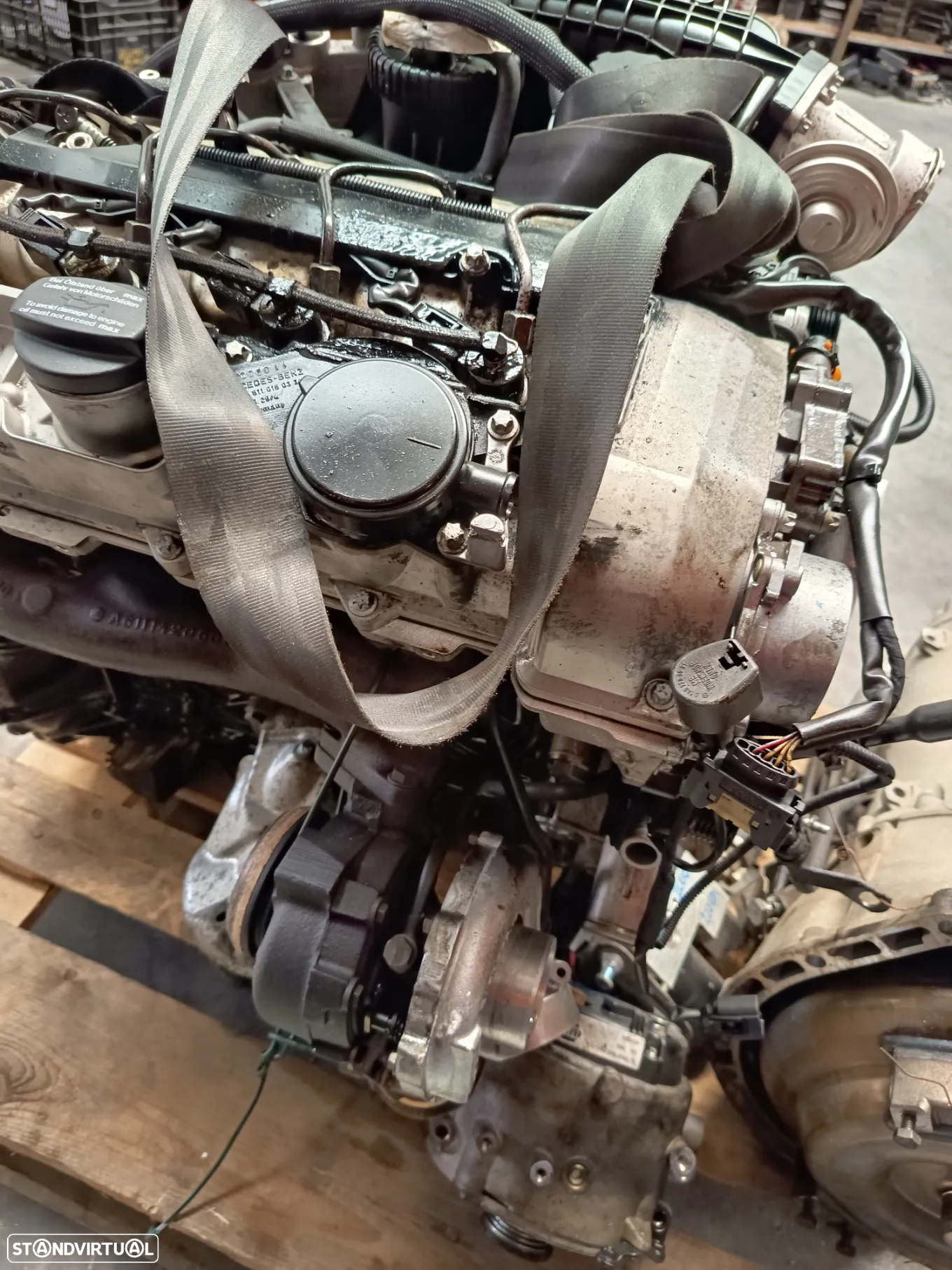 Motor Mercedes E W210 ano 2000 Ref: 611 961 - 9