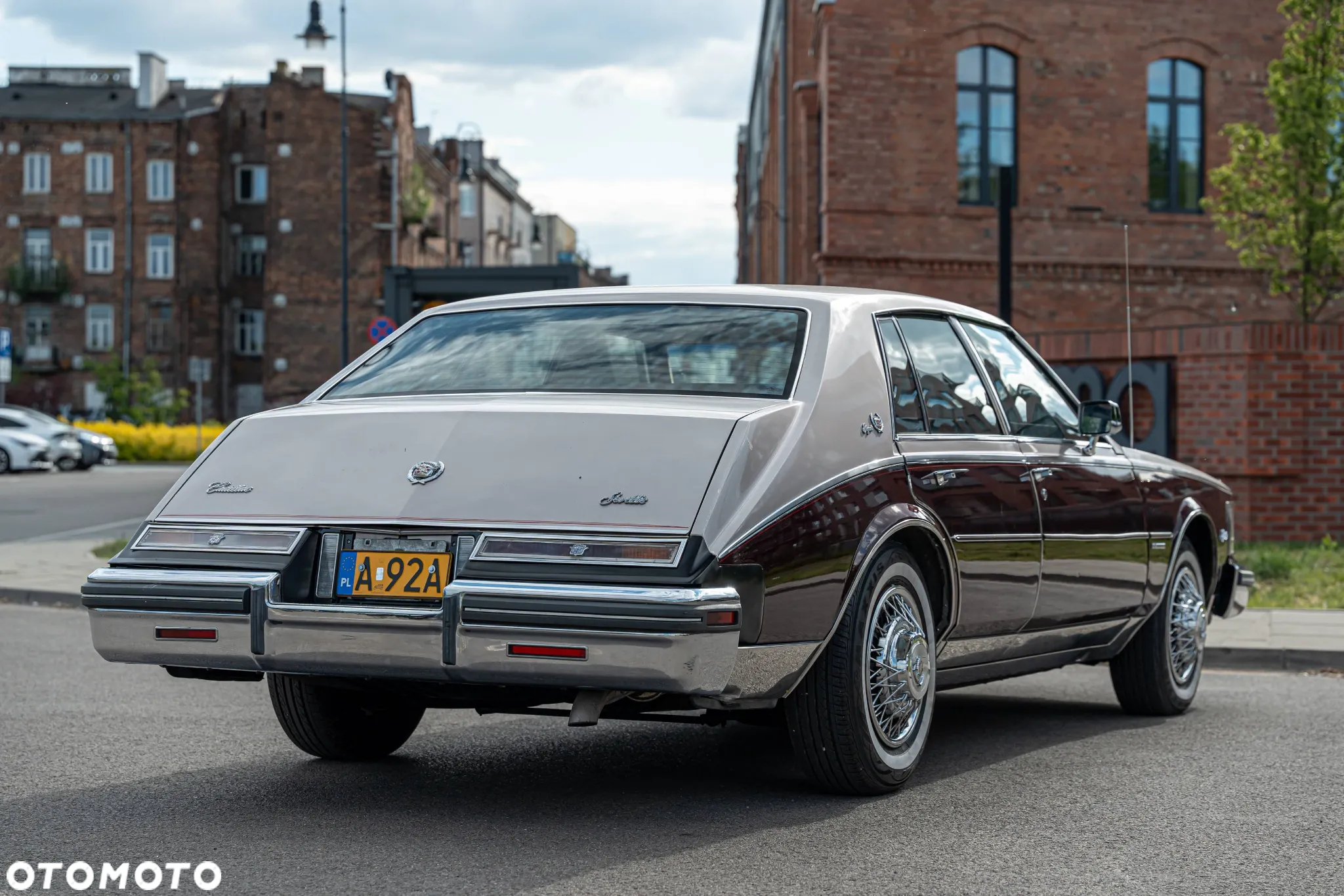 Cadillac Seville - 15