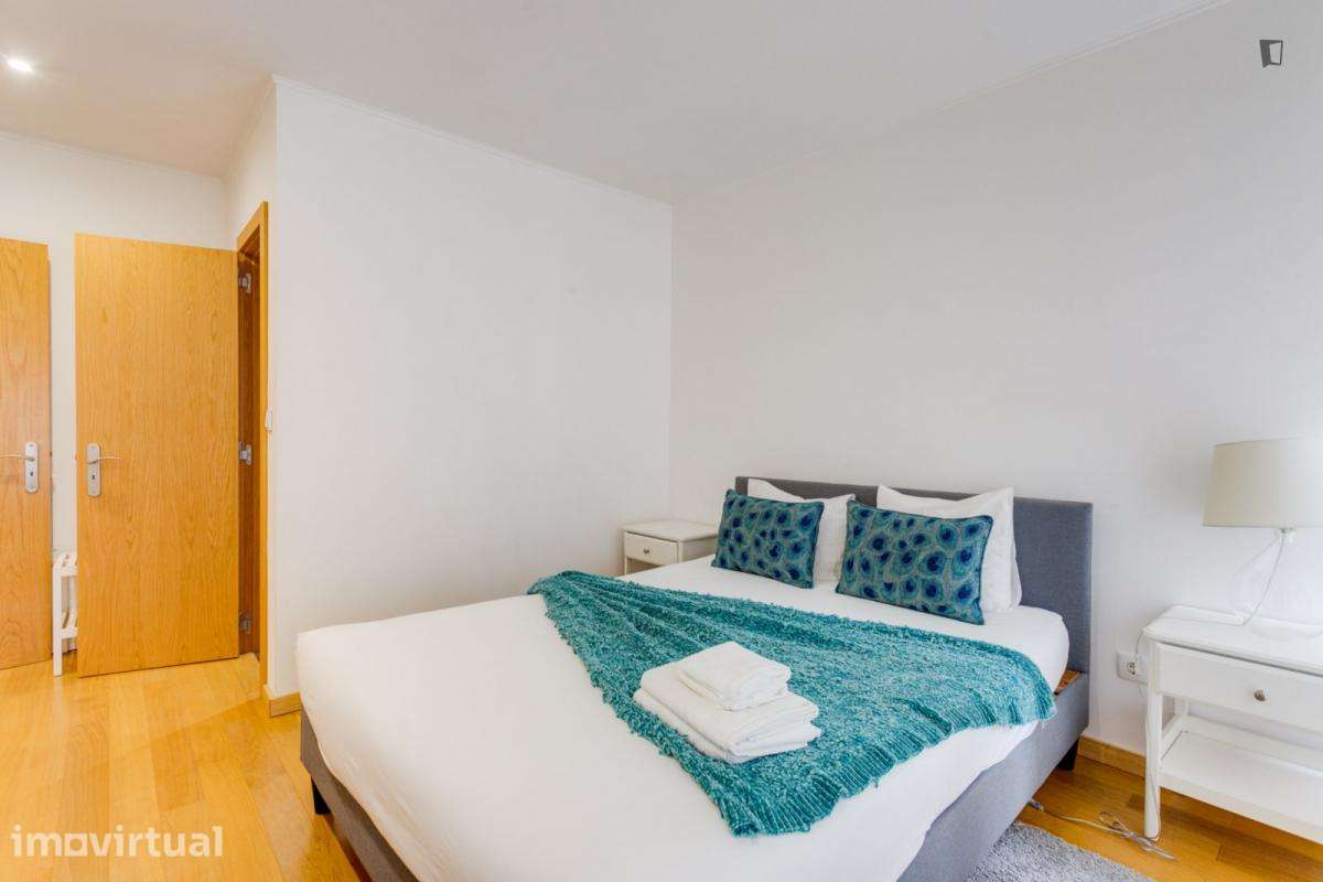 Apartamento com 2 quartos - localizado em Lapa Lisbon - Grande imagem: 3/16