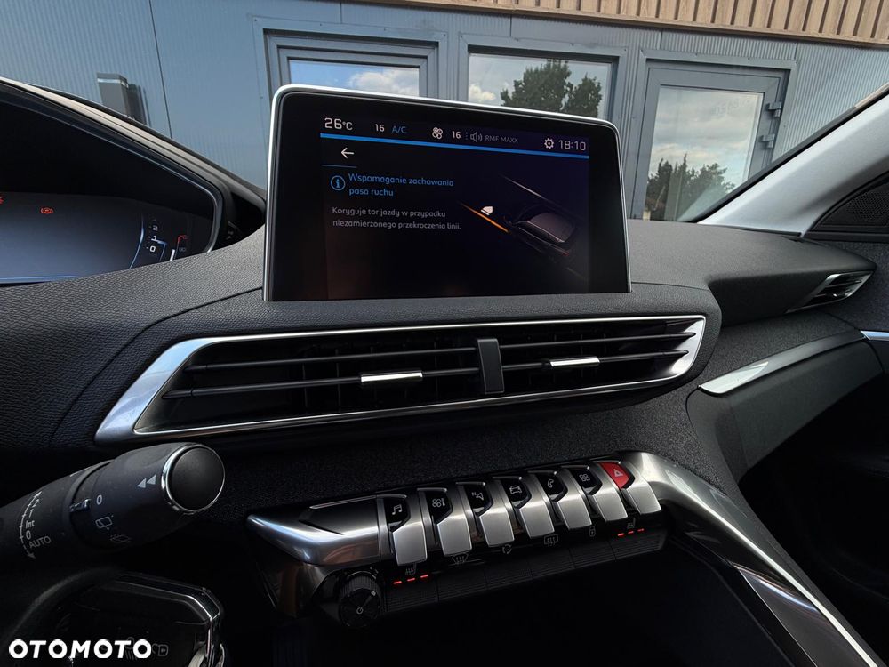 Peugeot 3008 BlueHDi 130 Stop & Start EAT8 Allure - 32