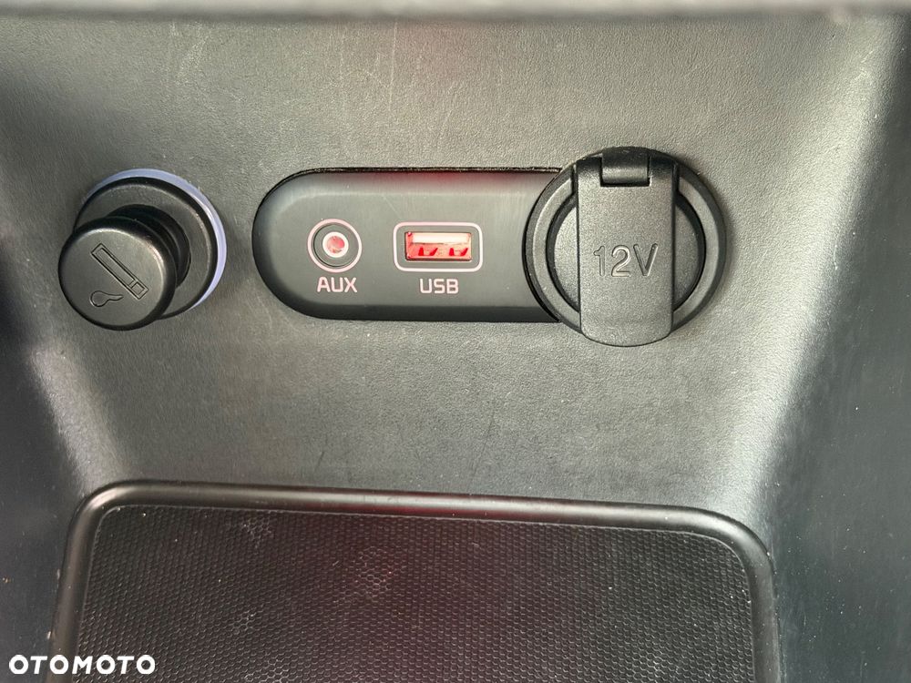 Kia Ceed 1.6 CRDi 136 ISG GT Line - 12
