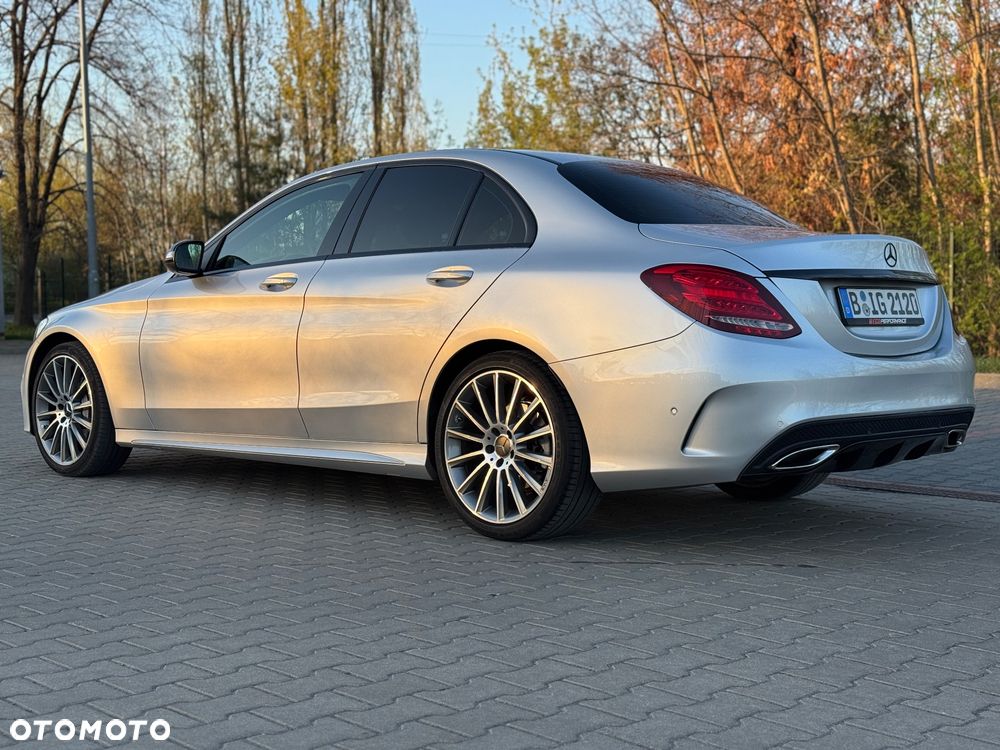 Mercedes-Benz Klasa C 180 7G-TRONIC AMG Line - 11