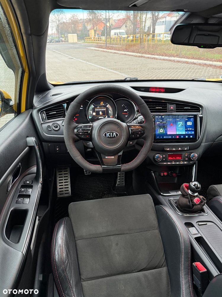 Kia Ceed 1.6 T-GDI GT-Track - 19