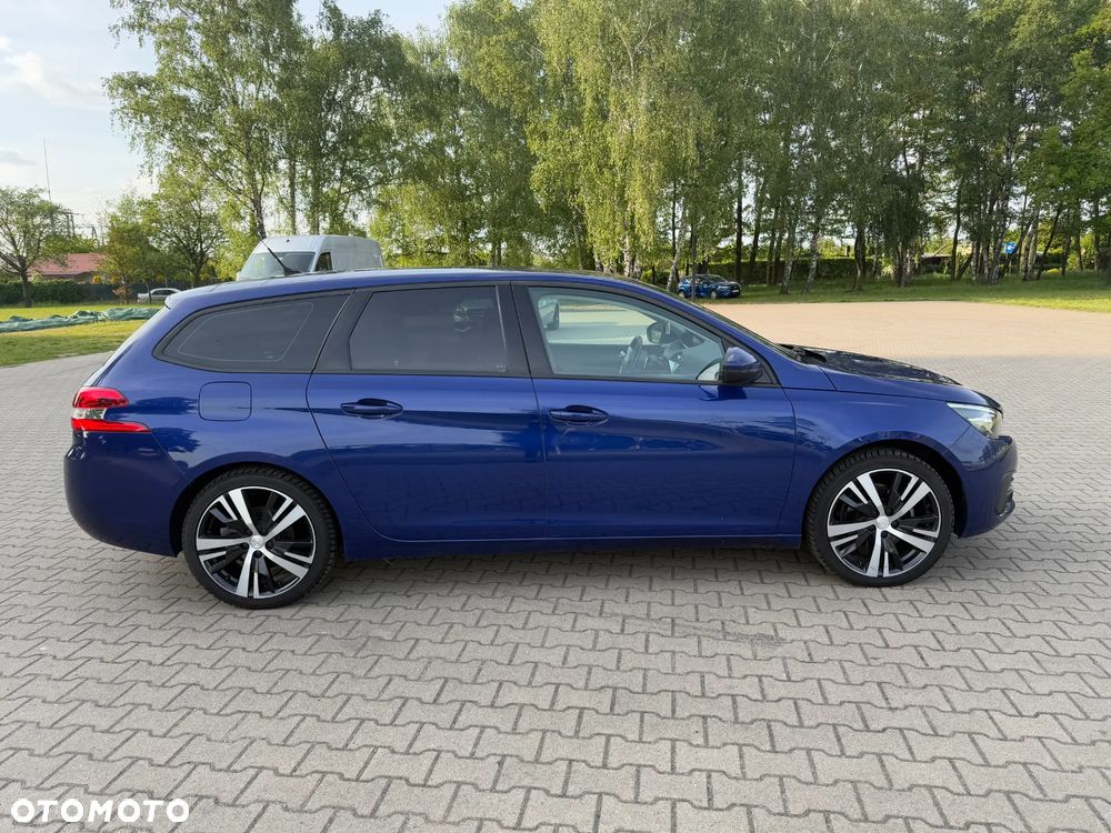 Peugeot 308 - 4
