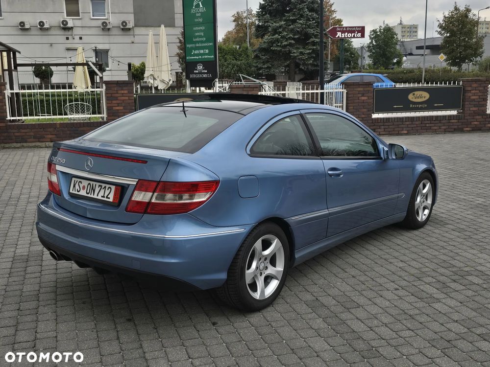 Mercedes-Benz CLC 250 7G-TRONIC Special Edition - 10