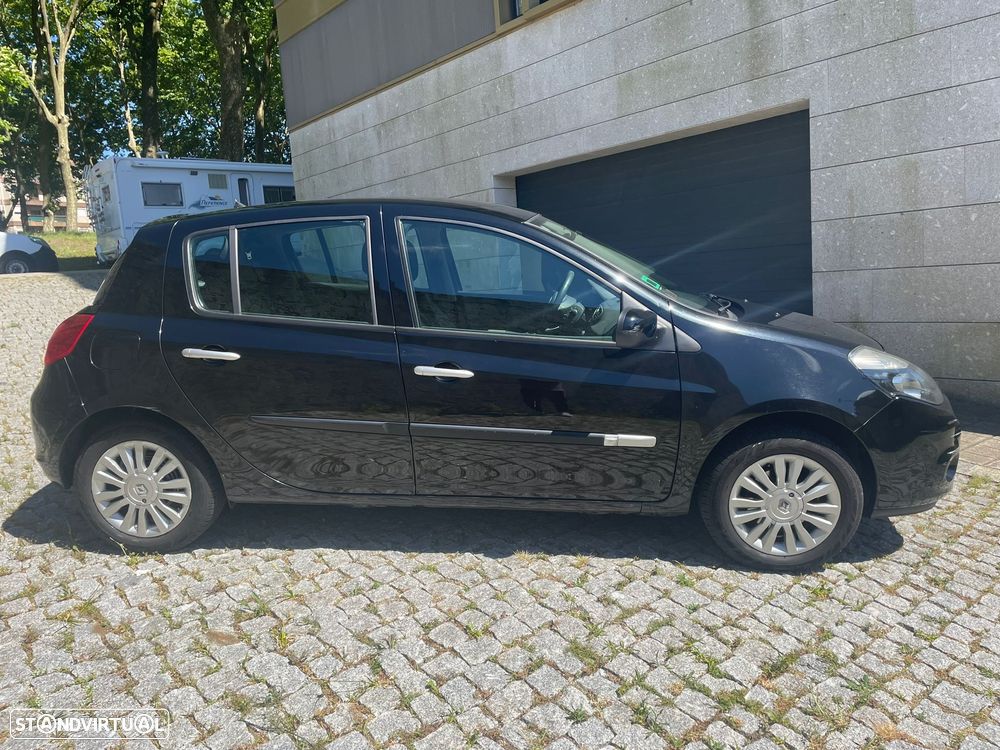 Renault Clio - 3