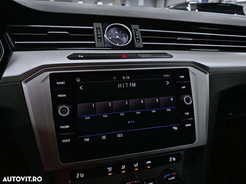 Volkswagen Passat 1.6 TDI SCR DSG Comfortline - 20