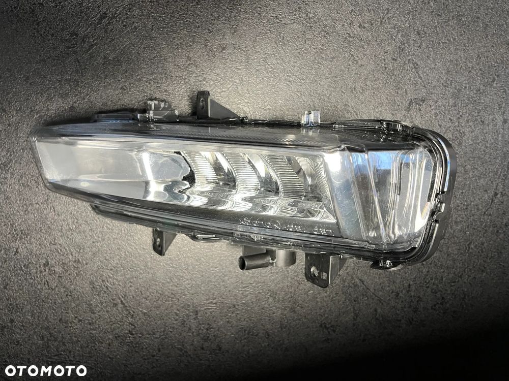 Land Rover Discovery Sport,Jaguar Światło przeciwmgłowe przednie FJ3215200AD 19805500 - 1