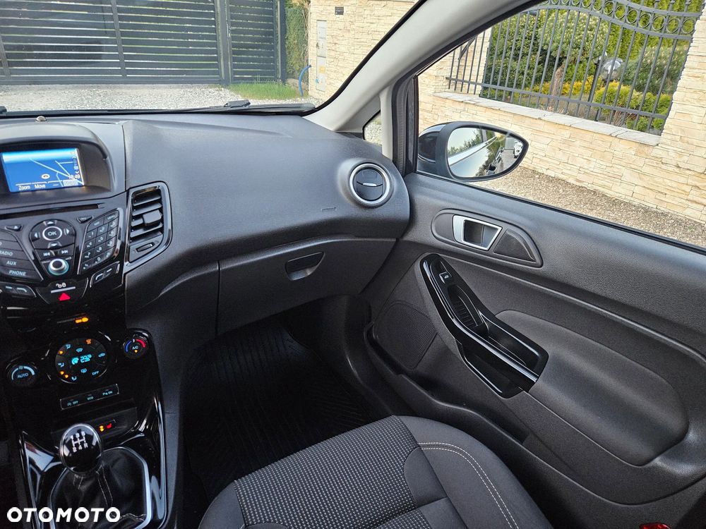 Ford Fiesta 1.0 EcoBoost Titanium ASS - 30