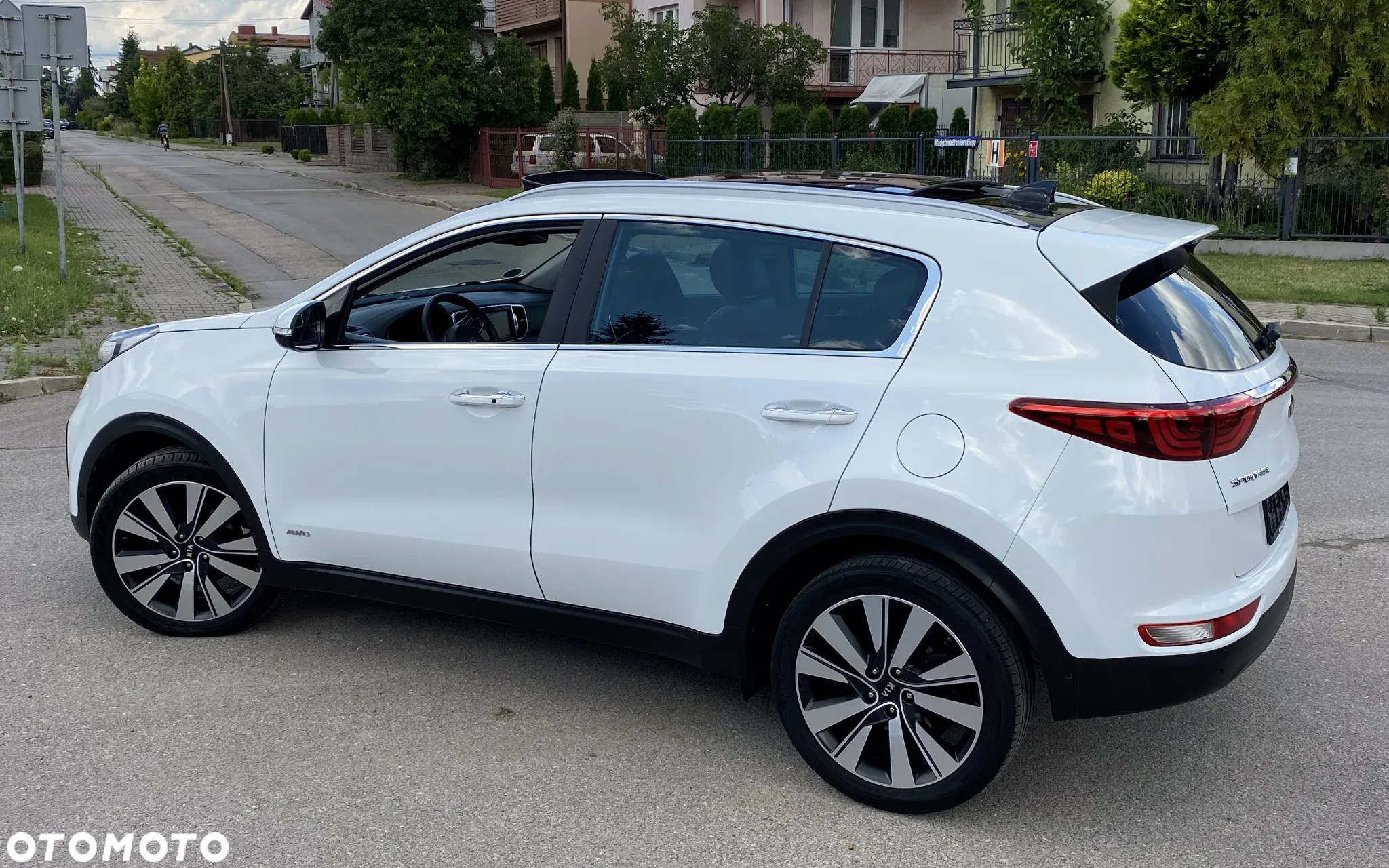 Kia Sportage 2,0 CRDI AWD GT Line - 5