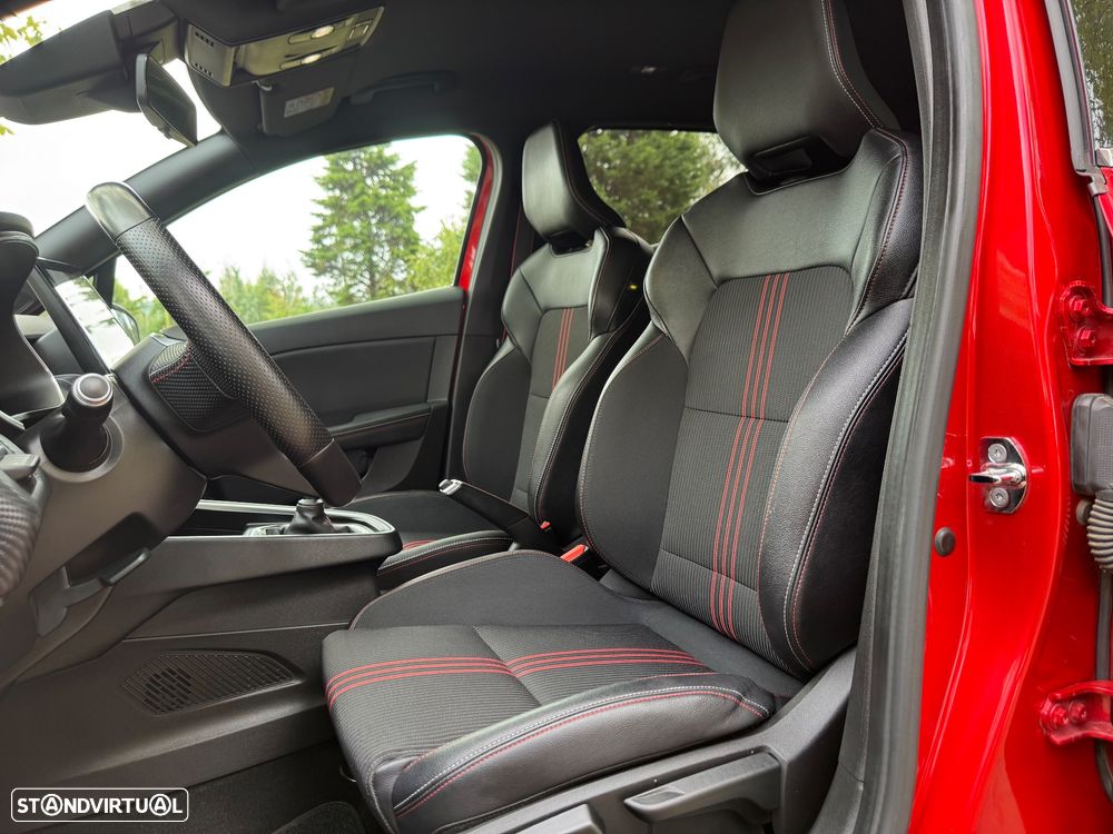 Renault Clio 1.0 TCe RS Line - 32