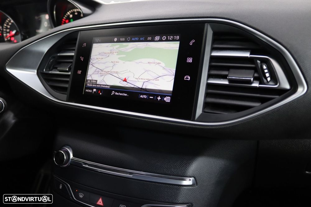 Peugeot 308 SW PureTech 130 GPF EAT8 Stop & Start Tech Edition - 13