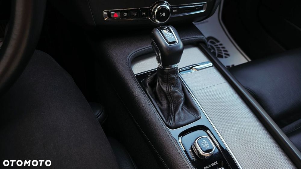 Volvo S90 - 18