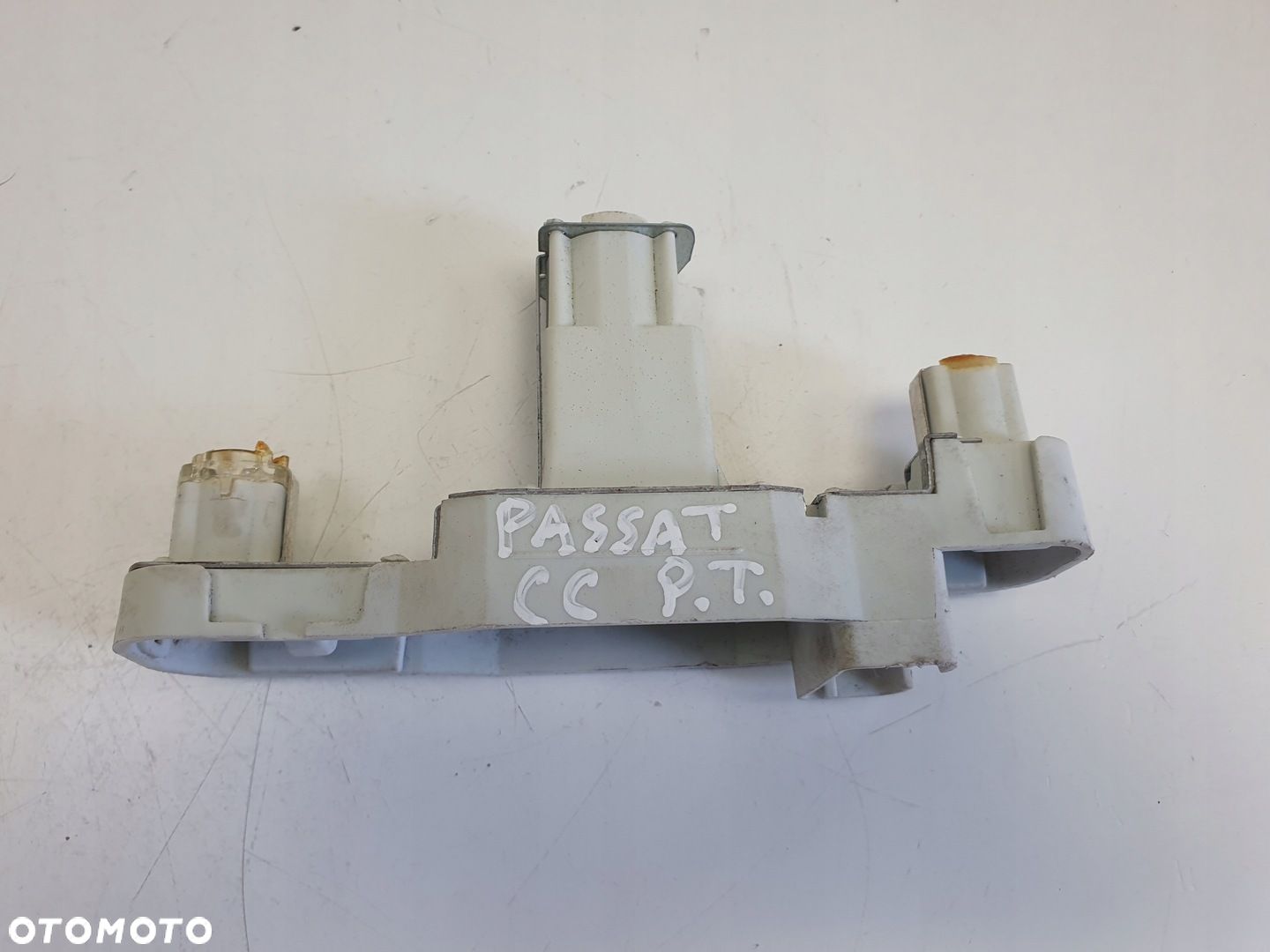 VW Passat CC PRAWY WKŁAD TYLNEJ LAMPY prawy tył pasażera 27097002 - 1