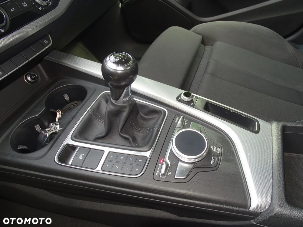 Audi A4 Avant - 22