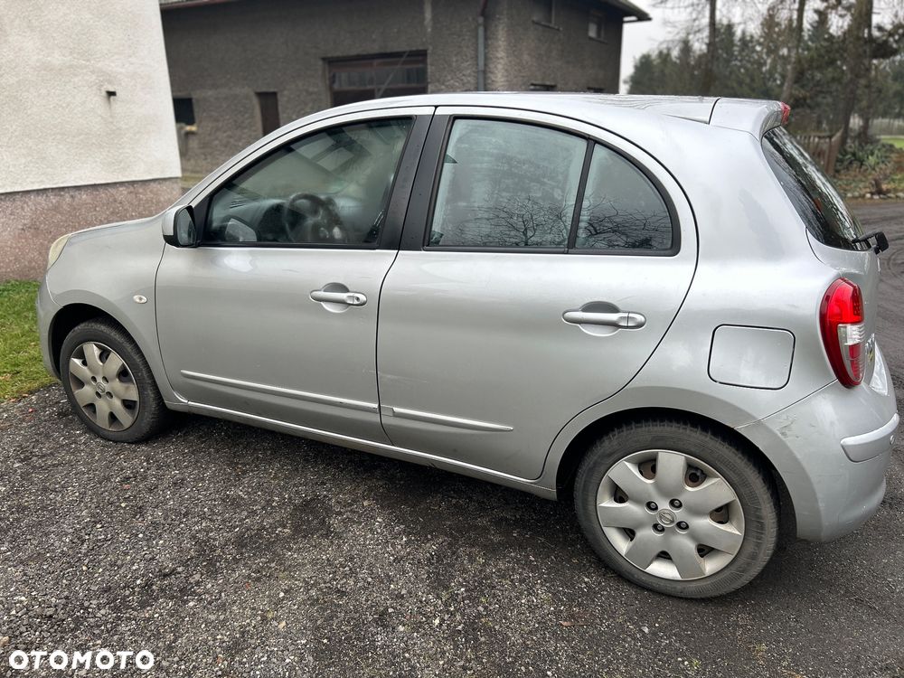 Nissan Micra - 2