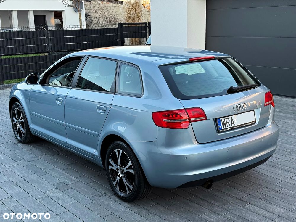 Audi A3 Sportback 1.6 Attraction - 17