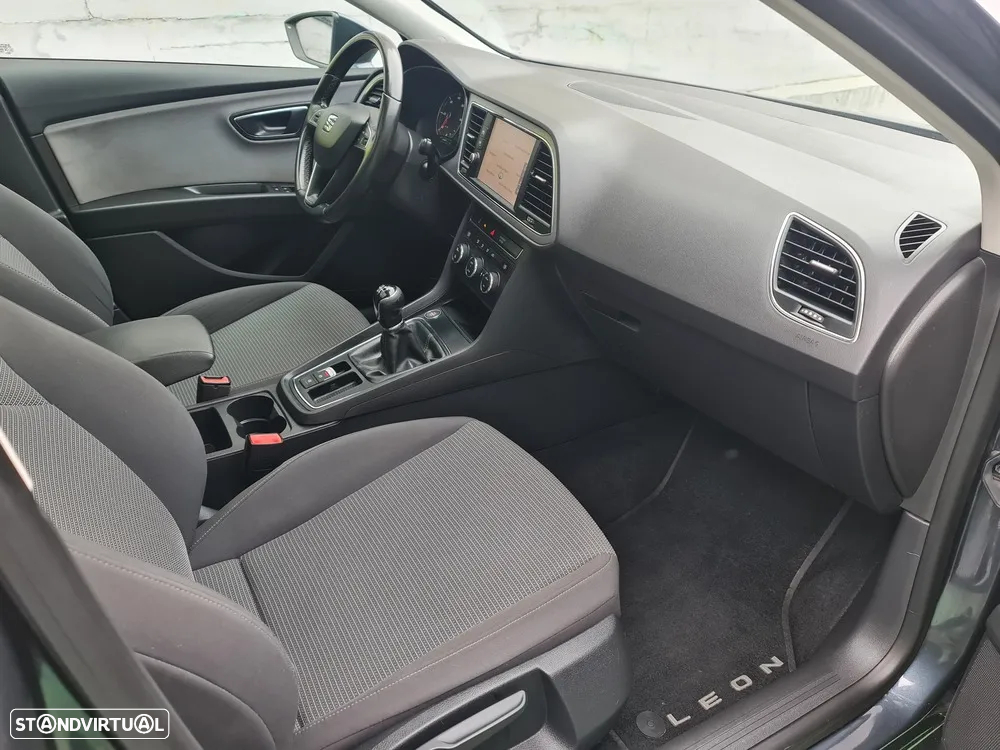 SEAT Leon ST 1.6 TDI Reference S/S - 10