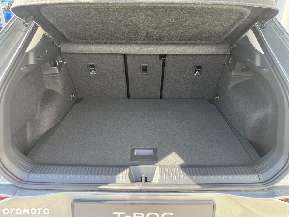 Volkswagen T-Roc 1.5 eTSI Life DSG - 17