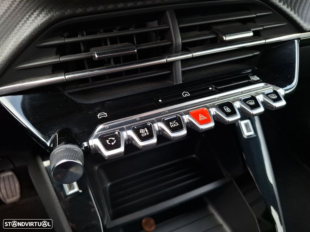 Peugeot 2008 1.2 PureTech Active - 19