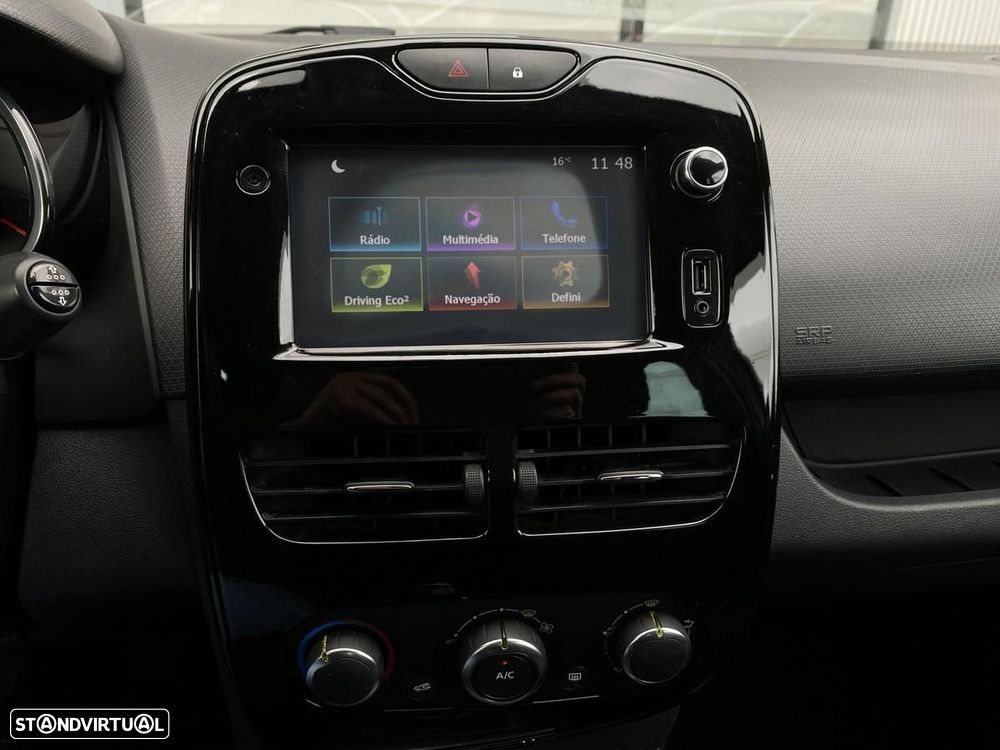 Renault Clio 0.9 TCe Limited Edition - 17