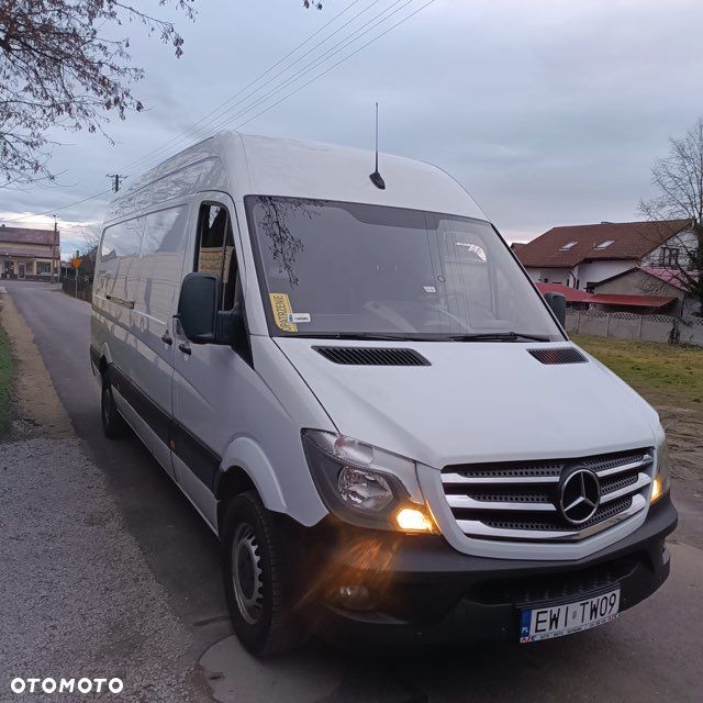 Mercedes-Benz Sprinter 319 - 1