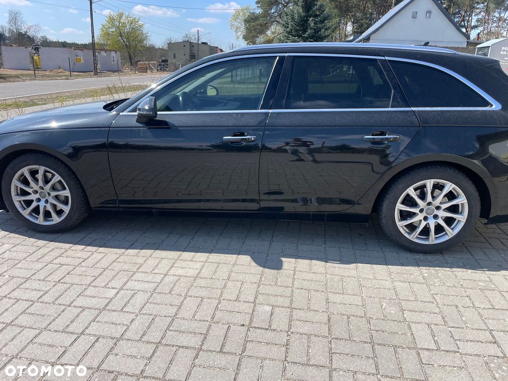 Audi A4 Avant 2.0 TDI S tronic - 5