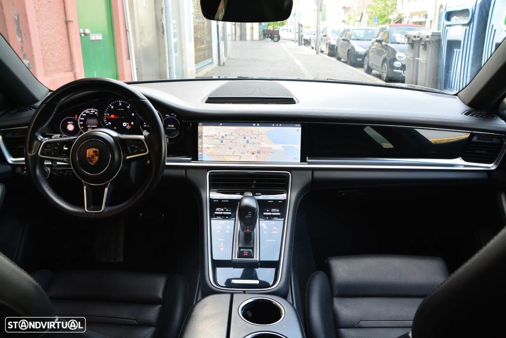 Porsche Panamera 4 S - 58