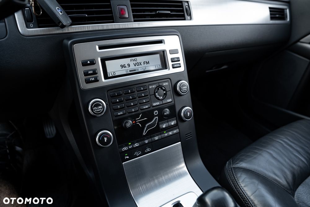 Volvo XC 70 3.2 AWD Summum - 30
