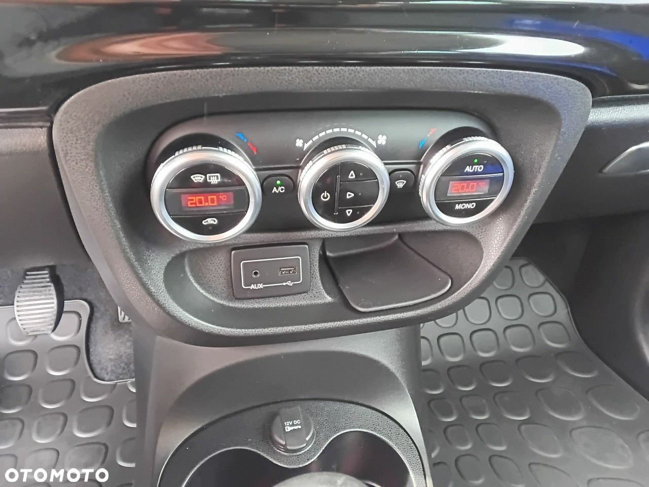 Fiat 500L 1.4 16V T-Jet Beats Edition - 17