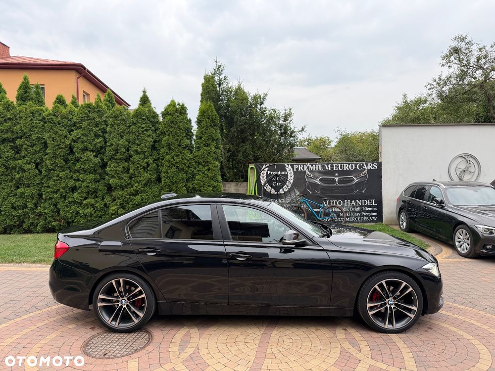 BMW Seria 3 320d Efficient Dynamic Edition Sport Line - 7