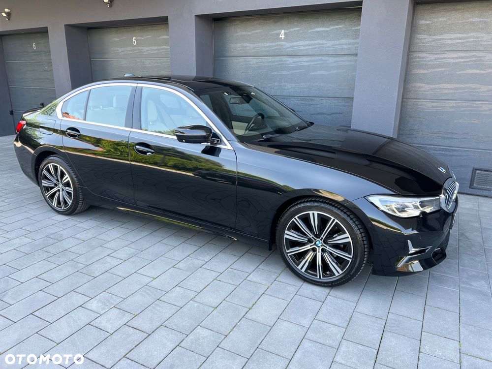 BMW Seria 3 320d Luxury Line sport - 9