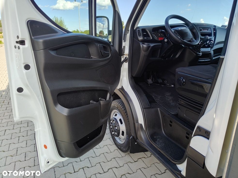 Iveco Daily 50C17 3.0 170Km. Plandeka 2x FIRANA+Dach Odsuwany 9 Palet 4.88 m. WINDA 1500 KG !! JAK NOWY! Salon PL.!! - 24