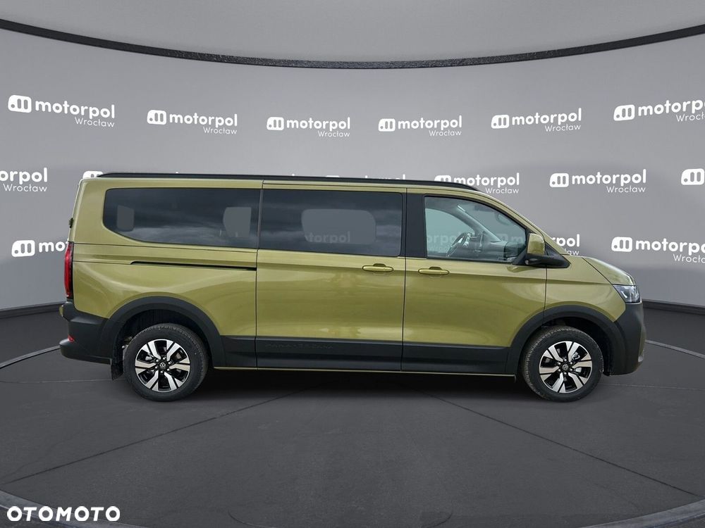 Volkswagen Caravelle - 8
