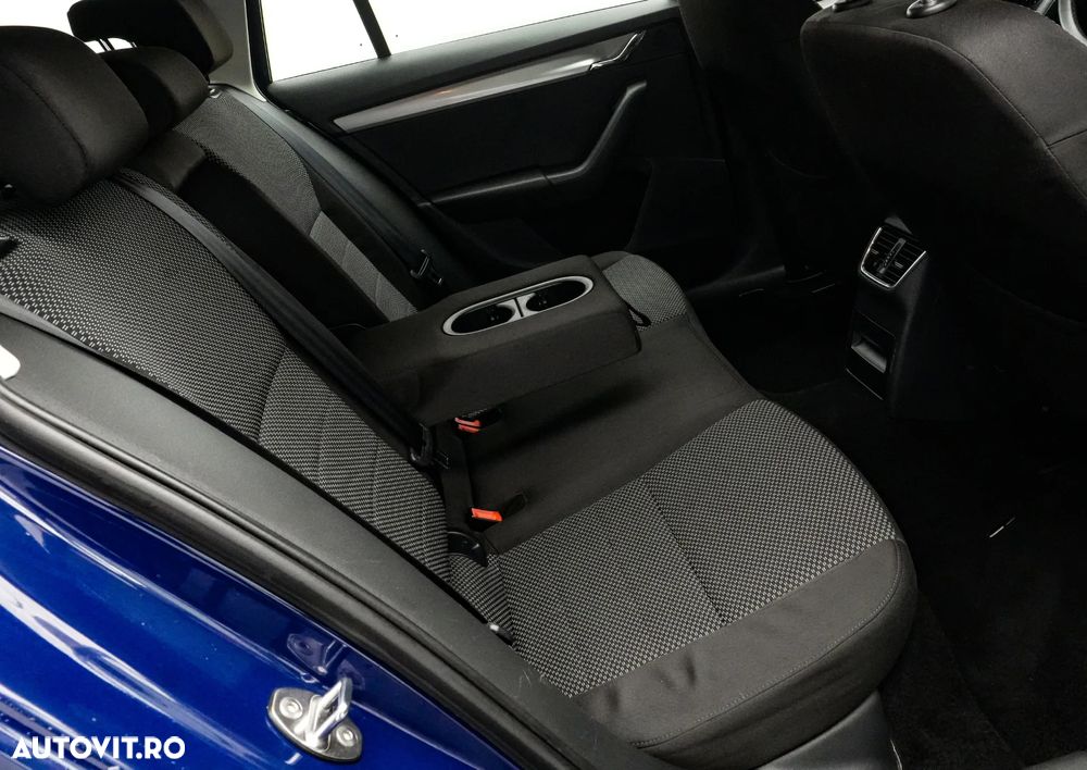 Skoda Octavia 1.6 TDI AMBITION DSG - 16