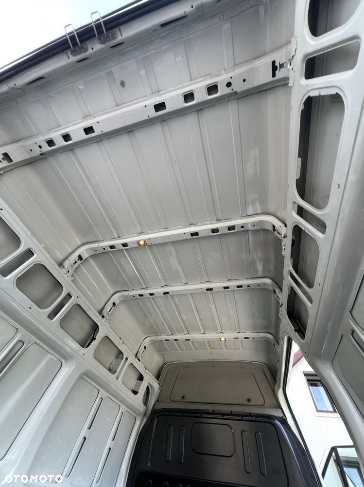 Ford Transit - 21