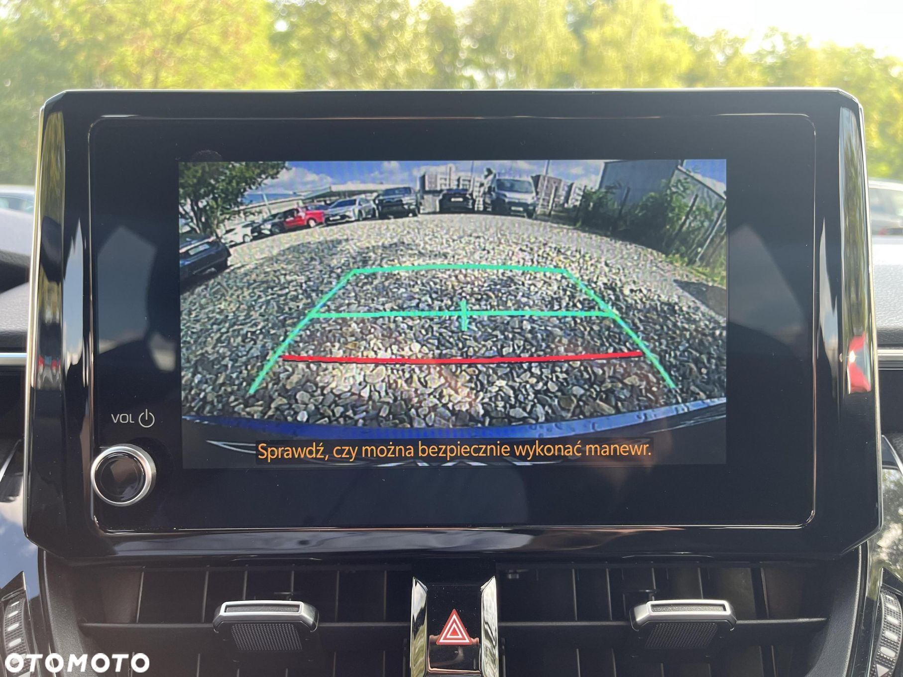 Toyota Corolla 1.8 Hybrid Comfort - 13