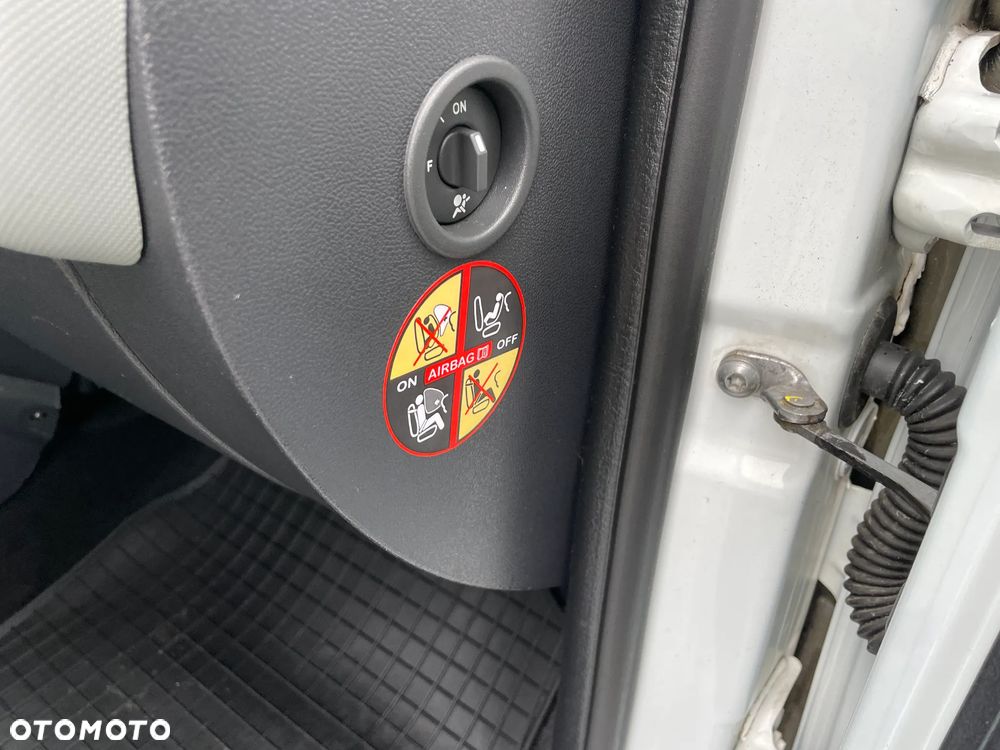 Dacia Duster 1.6 16V 105 4x2 Ice - 22