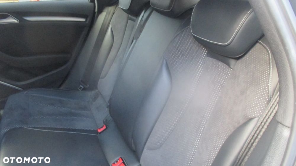 Audi A3 Sportback 1.4 TFSI e-tron S line Sportpaket - 10