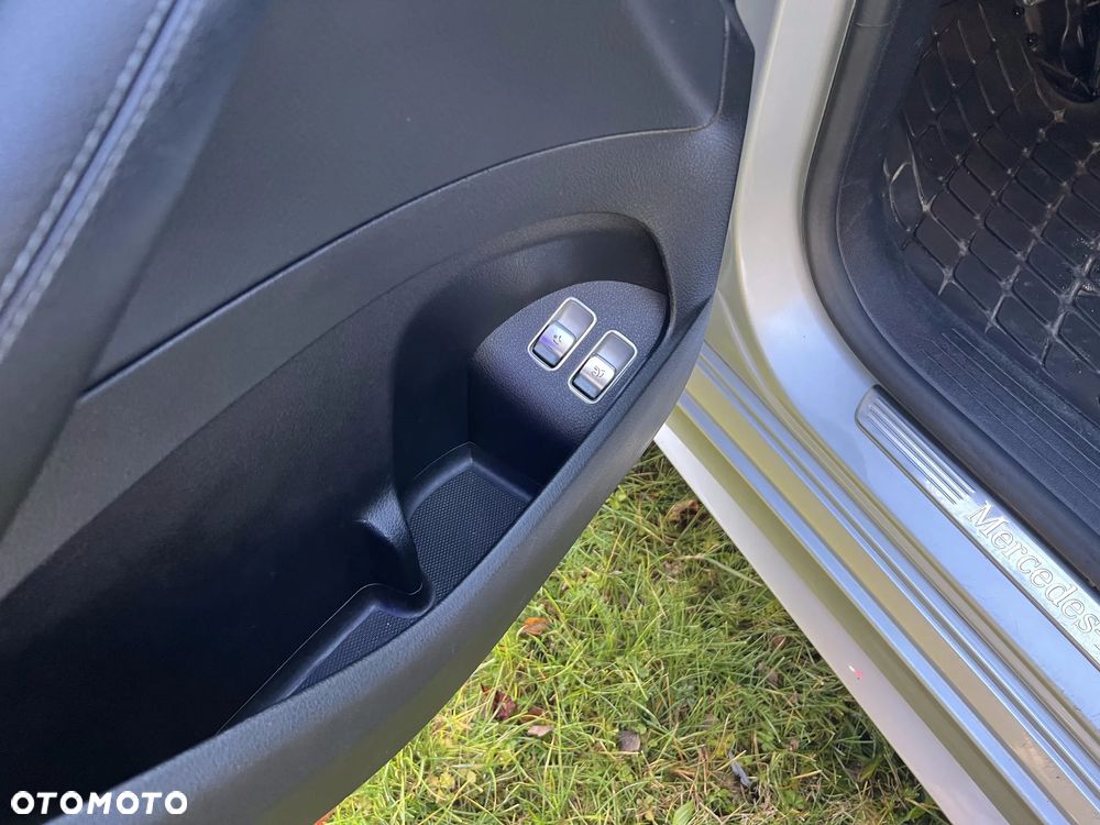 Mercedes-Benz GLE 350 d 4Matic 9G-TRONIC AMG Line - 29