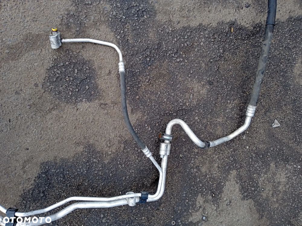Przewód klimatyzacji T5 7H0820741J - 3
