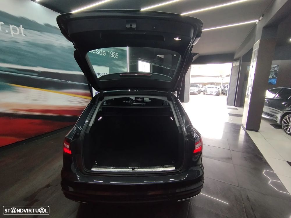 Audi A4 Avant 30 TDI S tronic - 11