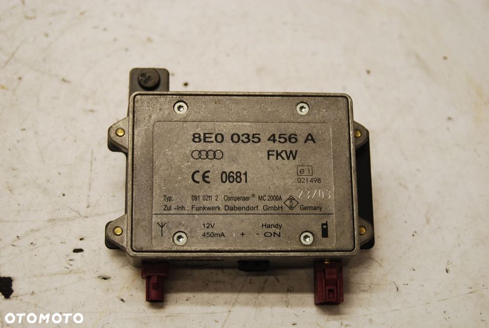 WZMACNIACZ ANTENY 8E0035456A AUDI A4 B6 B7 - 1
