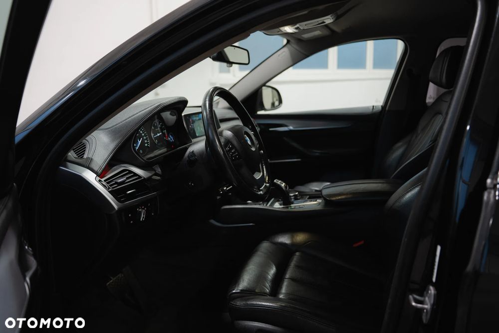 BMW X6 xDrive30d - 33