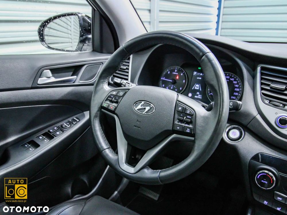 Hyundai Tucson 2.0 CRDI 4WD Automatik Premium - 29